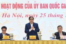 政府总理范明正主持会议。（陈海 摄）
