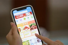 附图。