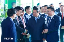 政府总理范明正出席油气部门2025年工作计划部署会议。