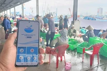附图：庆和省测试技术应用来打击非法捕捞。