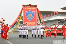 越南机动警察力量成立50周年传统日纪念典礼。