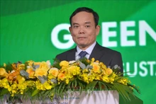 陈流光副总理在论坛上致辞