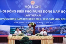 政府总理范明正主持会议。（图片来源：VGP）