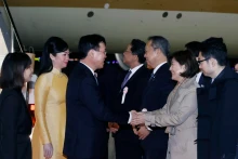 越南国家主席武文赏抵达东京 开始应邀对日本进行正式访问。