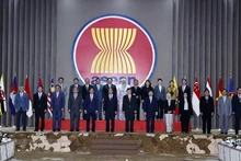 越南国家主席阮春福会见东盟秘书处领导。