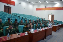 参加活动的各位代表。（图片来源：《人民军队报》）