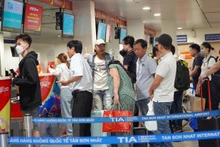 附图。