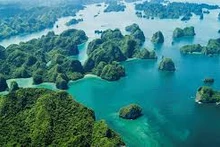 附图：广宁省下龙湾。