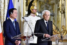 意大利总统塞尔焦·马塔雷拉和越南国家主席武文赏。