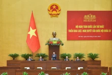 越南国会主席王廷惠主持召开全国法律和决议实施工作会议。