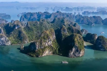下龙湾之美。