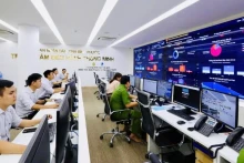 消除制度和政策障碍将有助于企业在数字经济中实现突破。（翠琼 摄）