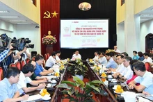 《阮富仲总书记与国内人民的信任和国际友人的支持》新书发布。（水原 摄）