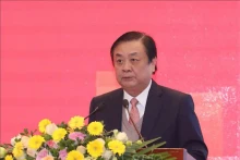 黎明欢部长。