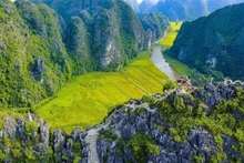 号称“陆上下龙湾”的三谷-碧洞旅游区【组图】