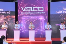 范明正总理出席Vsico顺化港（4、5号码头）奠基仪式。（图片来源：VGP）