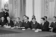 1968年5月13日，越南民主共和国政府代表团出席在巴黎举行的“越南和平会议”。