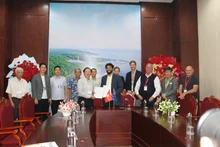 双方代表签署谅解备忘。（图片来源：thuysanvietnam.com.vn）