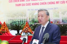 苏林总书记在见面会上发表讲话。（图片来源：越通社）