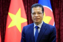 越南驻俄罗斯大使邓明魁。