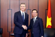 越南国家主席武文赏会见加州州长加文·纽森。