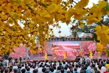 2023年喜迎民族传统春节活动开幕式场景。（图片来源：新河内报）