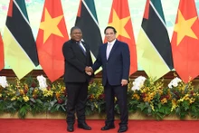 范明正总理和莫桑比克共和国总统。