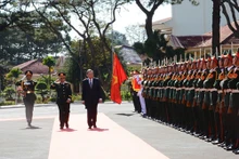 苏林总书记探访国防部第34号军团。（图片来源：mod.gov.vn）