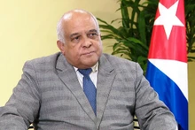 古巴驻越大使奥兰多·尼古拉斯·埃尔南德斯·吉伦。