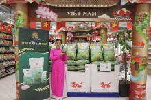 “越南米饭”品牌的大米产品已上架法国E.Leclerc超市和法国连锁超市家乐福。