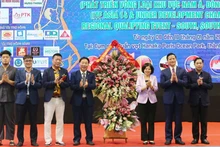 各位代表出席开幕式。（图片来源：baobacninh.com.vn）