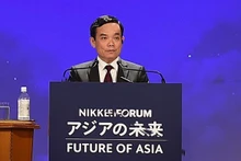 越南政府副总理陈流光在会议上发表讲话。（图片来源：越南外交部）