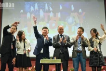 丁全胜大使和各位代表出席活动。