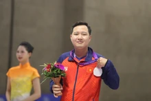 吴友王运动员在射击项目男子10米移动靶项目中获得银牌。（图片来源：CPV）