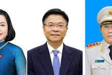 国会副主席阮氏青、政府副总理黎成龙、公安部部长梁三光。