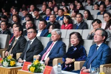 党和国家领导人出席2024年社区行动奖颁奖仪式。