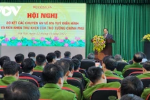 范明正总理在会议上发言。（图片来源：VOV）