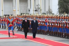 苏林总书记、国家主席与呼日勒苏赫总统。