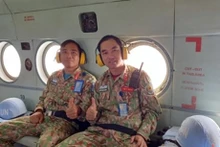 越南医师队伍胜利完成任务（图片来源：人民军队报）