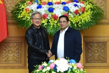越南政府总理范明正会见NVIDIA首席执行官黄仁勋。