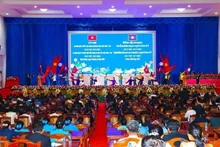 纪念越老建交60周年暨《越老友好合作条约》签署45周年集会。（图片来源：越通社）