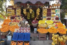 埃及商品价格大幅上涨（图片来源：埃及《每日新闻报》）