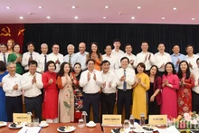 范明正总理和各位代表。
