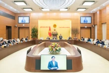 会议场景。（图片来源：quochoi.vn）