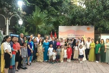 各位代表出席在埃及举行的越南九·二国庆77周年纪念活动。（图片来源：越通社）