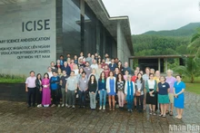 与会代表合影。