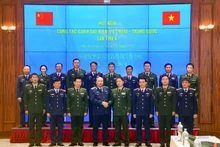 与会代表合影。（图片来源：canhsatbien.vn）