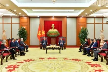 会见场景。