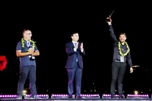 法国队荣获2023年岘港国际烟花节冠军。