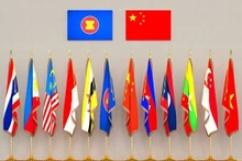 附图。